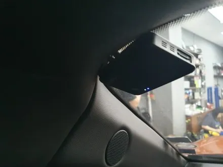 송파 BENTLEY CONTINETAL GT V8 - 벤틀리 컨티넨탈 GT에 QXD1PLUS와 S12 그리고 페달 블랙박스까지 장착! / 잠실, 삼전, 송파
