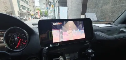 BENZ G63 - 벤츠 지바겐 브라부스룩 순정 모니터 12인치 와이드 모니터교체와 안드로이드 셋탑 M2C-200A PLUS 시공! / 잠실, 삼전, 송파