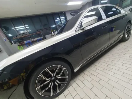 BMW 740i GLOSSY BLACK & Victor Silver DUOTONE WRAP / 잠실, 삼전, 송파