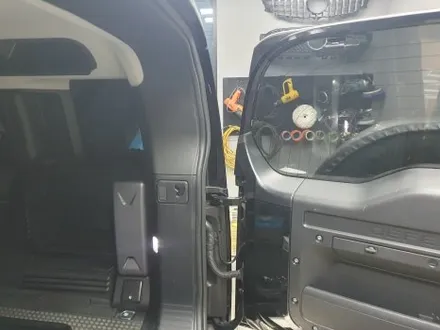 송파 LAND ROVER DEFENDER - 랜드로버 디펜더에 룸미러 블랙박스 설치! / 잠실, 삼전, 송파