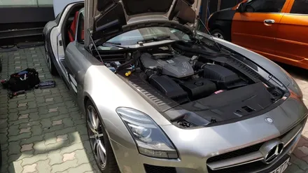 BENZ SLS AMG - 네비게이션 & 보조배터리 / 잠실, 삼전, 송파