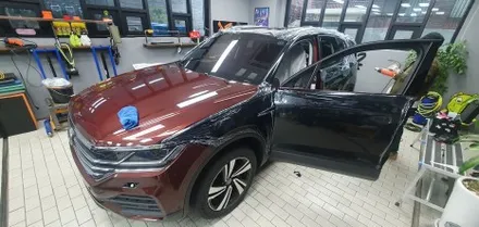 Volkswagen TOUAREG - High glossy BLACK / 잠실, 삼전, 송파