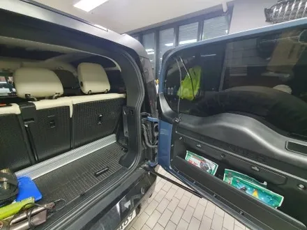 잠실 LAND ROVER DEFENDER - 디펜더 90 2채널 블랙박스 교체하기! 룸미러 블랙박스 공임장착! / 잠실, 삼전, 송파