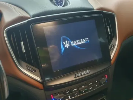 잠실 Maserati ghibli - 기블리 후방카메락 고장은 국산 카메라로 교체하세요! / 잠실, 삼전, 송파