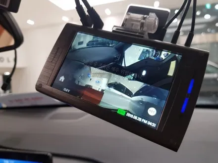 FORD EXPLORER - 포드 익스플로러 4채널블랙박스와 에코파워팩 16C, 광각미러, 사이드스텝까지 모두 시공해 드렸습니다. / 잠실, 삼전, 송파