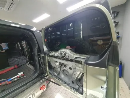 잠실 LAND ROVER DEFENDER - 디펜더 순정 블랙박스 탈거후 아이나비 QXD1PLUS 설치! / 잠실, 삼전, 송파