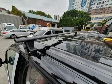 잠실 HYUNDAI STARIA - 스타리아 수출로 출고하는 차량에 루프랙 기본바를 설치하였습니다. / 잠실, 삼전, 송파