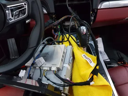 PORSCHE 718 BOSTER GTS - 후방카메라 인터페이스 / 잠실, 삼전, 송파