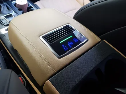 KIA CARNIVAL(KA4) - 바닥모노륨시공, 지에어공기청정기, 코일매트, 메이튼 사이드스텝 / 잠실, 삼전, 송파