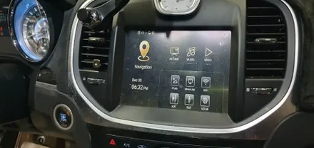 CHRYSLER 300C - G NOM 네비게이션의 AUX 시공까지 / 잠실, 삼전, 송파