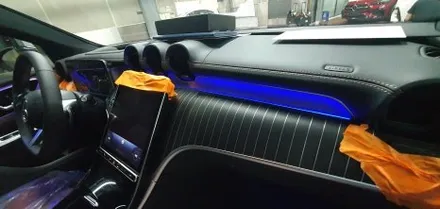 송파 BENZ GLC300 4MATIC Coupe - GLC300 coupe(X254)의 1열과 2열 송풍구 앰비언트는 꼭 시공해 주세요! / 잠실, 삼전, 송파