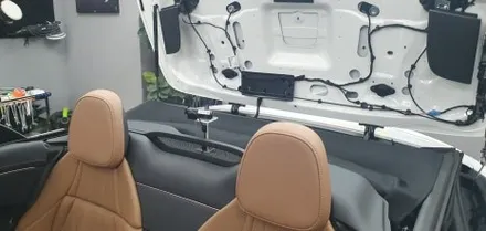 송파 BENZ CLE450 - 벤츠 CLE450 컨버터블에 순정 블랙박스 후방카메라 추가로 장착해 봅니다. / 잠실, 삼전, 송파
