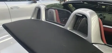 잠실 PROSCHE 718 BOXSTER GTS - 포르쉐 박스터에 거치대 사용하지 않고 2채널 블랙박스(아이나비 QXD1 PLUS) 출장 시공하기! / 잠실, 삼전, 송파