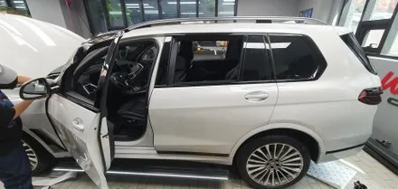 송파 BMW X7 xdrive 40d - X7에 전동사이드스텝과 크롬딜리트 & PPF 시공까지 모두 완료하였습니다. 헉! / 잠실, 삼전, 송파