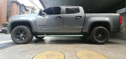 CHEVROLET COLORADO - 콜로라도에 전동사이드스텝은 필수!!! / 잠실, 삼전, 송파