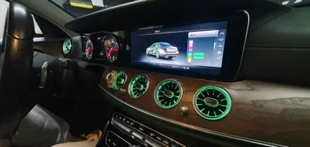 BENZ E Class(W213) - 고객님께서 구매하신 E클래스 송풍구 앰비언트를 시공해 드렸습니다. / 잠실, 삼전, 송파