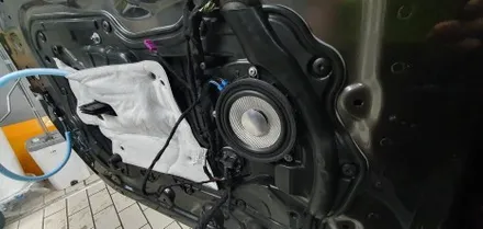 BMW 6GT - 와비즈를 자주 찾아주시는 6GT 고객님의 회오리 앰비언트와 스피커, 크리스탈 패키지 공임작업! / 잠실, 삼전, 송파