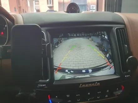 잠실 MASERATI LEVANTE - 마세라티 르반떼 후방카메라 고장으로 국산 애프터용으로 교체! / 잠실, 삼전, 송파