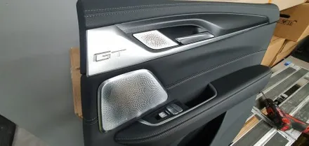 BMW 6GT - 와비즈를 자주 찾아주시는 6GT 고객님의 회오리 앰비언트와 스피커, 크리스탈 패키지 공임작업! / 잠실, 삼전, 송파