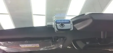 송파 KIA K5 - 멋진 디장인의 기아 K5에 아이나비 퀀텀3와 아이볼트를 품앗이 시공합니다! / 잠실, 삼전, 송파