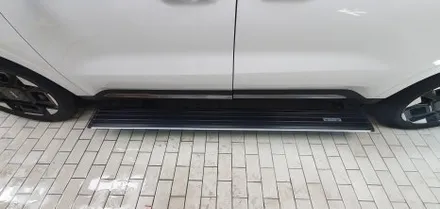 송파 KIA KA4 CARNIVAL - CN모터스 4세대 카니발 CL9에 킹스텝 듀얼모터 200미리 전동사이드스텝 시공 완료! / 잠실, 삼전, 송파