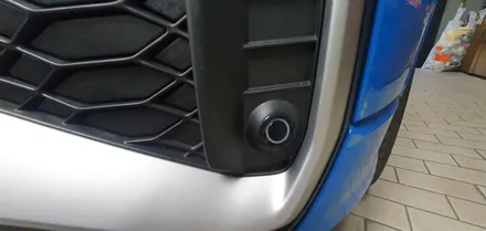 AUDI Q2 - 전방감지기가 없는 Q2에 전방감지기를 시공하였습니다. / 잠실, 삼전, 송파
