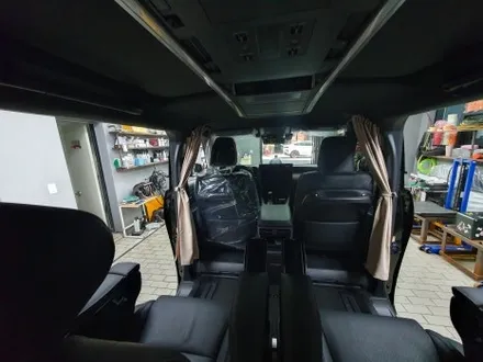 송파 TOYOTA ALPHARD HEV - 알파드에 사생활 보호를 위해서 중간커튼을 시공 하였습니다. / 잠실, 삼전, 송파