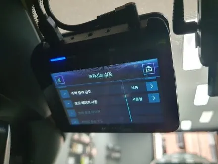 송파 BENTLEY CONTINETAL GT V8 - 벤틀리 컨티넨탈 GT에 QXD1PLUS와 S12 그리고 페달 블랙박스까지 장착! / 잠실, 삼전, 송파
