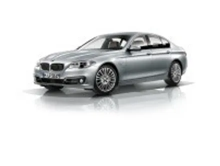 BMW F10 520D [Avery] Gloss Black Metallic | 슈프림 유광 블랙 메탈릭 전체랩핑과 앞범퍼 본넷 PPF시공작업-일산 모토자인 / 고양 일산서구