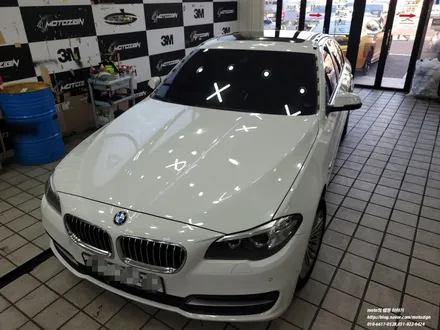 일산 BMW 520D 에이버리 옵시디언 블랙 루프스킨 / 고양 일산서구