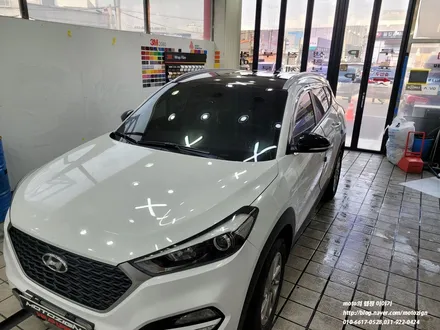 일산루프스킨 투싼 5년된루프스킨 제거후 3m2080 블랙유광 재시공 / 고양, 일산, 김포, 파주