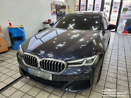 일산 BMW 520i[G30] 실내랩핑으로 우드를 커버합니다. / 고양, 일산, 김포, 파주