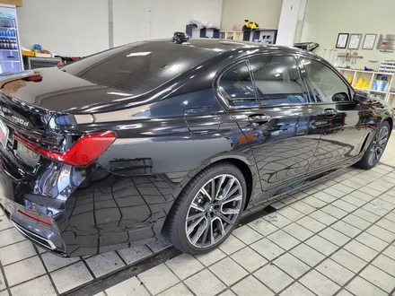 BMW 730D 자동차 보호필름 PPF필름으로 전체도장면 보호와 크롬죽이기를 한곳에서 작업완료 / 고양, 일산, 김포, 파주
