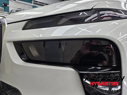 일산 BMW X7 크롬딜리트와 라이트필름으로 블랙베젤느낌을 ...랩핑 전문점 모토자인 / 고양 일산서구
