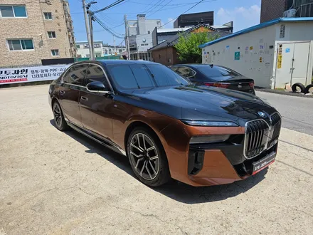 BMW i7 하단랩핑으로 듀오톤 탄생 / 고양 일산서구