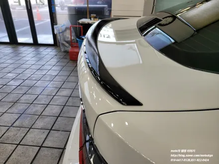 BMW i4 루프스킨은 역시 모토자인블랙PPF 시공으로 뛰어난 광택도 깔끔한 시공완료. / 고양, 일산, 김포, 파주