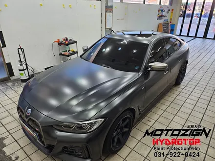 파주 일산 BMW i4 사틴블랙락그레이 전체랩핑으로 색상 변경 모토자인 / 고양, 일산, 김포, 파주