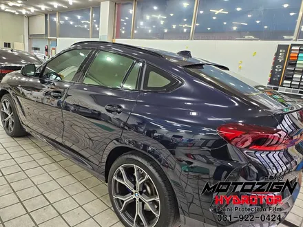 BMW X6 고광택 필름으로 크롬딜리트 일산랩핑 전문점 모토자인 / 고양, 일산, 김포, 파주