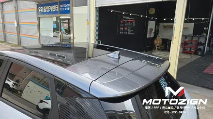일산 BYD 돌핀 투톤랩핑｜본넷·필러라인·루프스킨·스포일러 다크그레이 & 블랙 휠랩핑 / 고양 일산서구