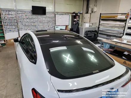 BMW i4 루프스킨은 역시 모토자인블랙PPF 시공으로 뛰어난 광택도 깔끔한 시공완료. / 고양, 일산, 김포, 파주