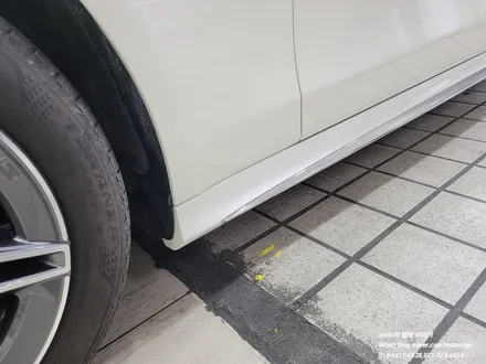 벤츠s400d 사고수리후 운전석 전휀더.운전석.사이드스텝,뒷범퍼 ppf 시공 작업 / 고양, 일산, 김포, 파주