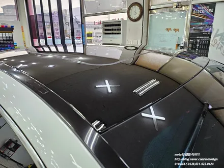 일산루프스킨 벤츠 CLS450 블랙PPF로 루프스킨.사이드미러.스포일러랩핑.실내3M카본블랙 랩핑[일산 파주 운정 고양 김포 PPF랩핑썬팅전문점 모토자인] / 고양, 일산, 김포, 파주