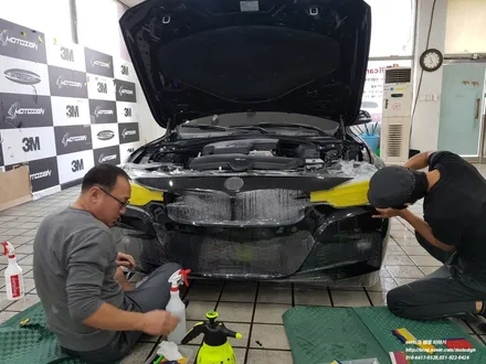 BMW 320i 앞범퍼에 PPF 보호필름으로 스톤칩 보호하는 작업 / 고양 일산서구