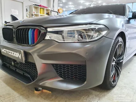 BMW G30 사틴 다크 바솔트 전체랩핑 - 일산PPF랩핑 전문샾 모토자인 / 고양 일산서구