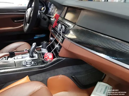 일산 BMW 520D[F10] 실내 카본랩핑 / 고양 일산서구