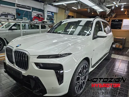 일산 BMW X7 크롬딜리트와 라이트필름으로 블랙베젤느낌을 ...랩핑 전문점 모토자인 / 고양 일산서구