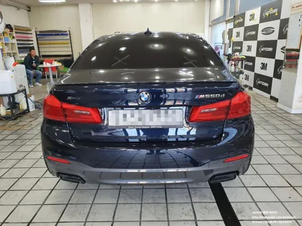 BMW G30 M550D 앞범퍼+헤드라이트+도어엣지+도어컵 PPF 필름-일산PPF랩핑 전문샾 모토자인 / 고양 일산서구