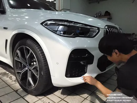 BMW X5 본넷.앞범퍼PPF시공후 유리막코팅까지 올리는곳은 모토자인 본점 / 고양, 일산, 김포, 파주