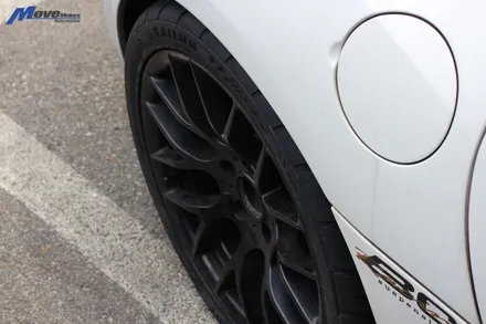 [BMW Z4] 사일룬 타이어 265 / 35 / 18 인치 R01 하이그립 타이어 장착 부산 자동차 휠 타이어 교체 무브모터스 / 부산 기장군