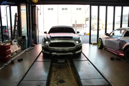 [포드 머스탱 GT 5.0] 프론트 범퍼 사고 수리 / 쉘비 GT 350R 버전 개조 프론트 범퍼 도색 장착 / 부산 기장군